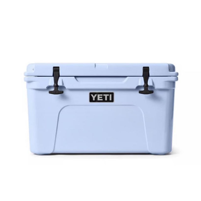 YETI Tundra Big Sky Blue 45 cans Hard Cooler