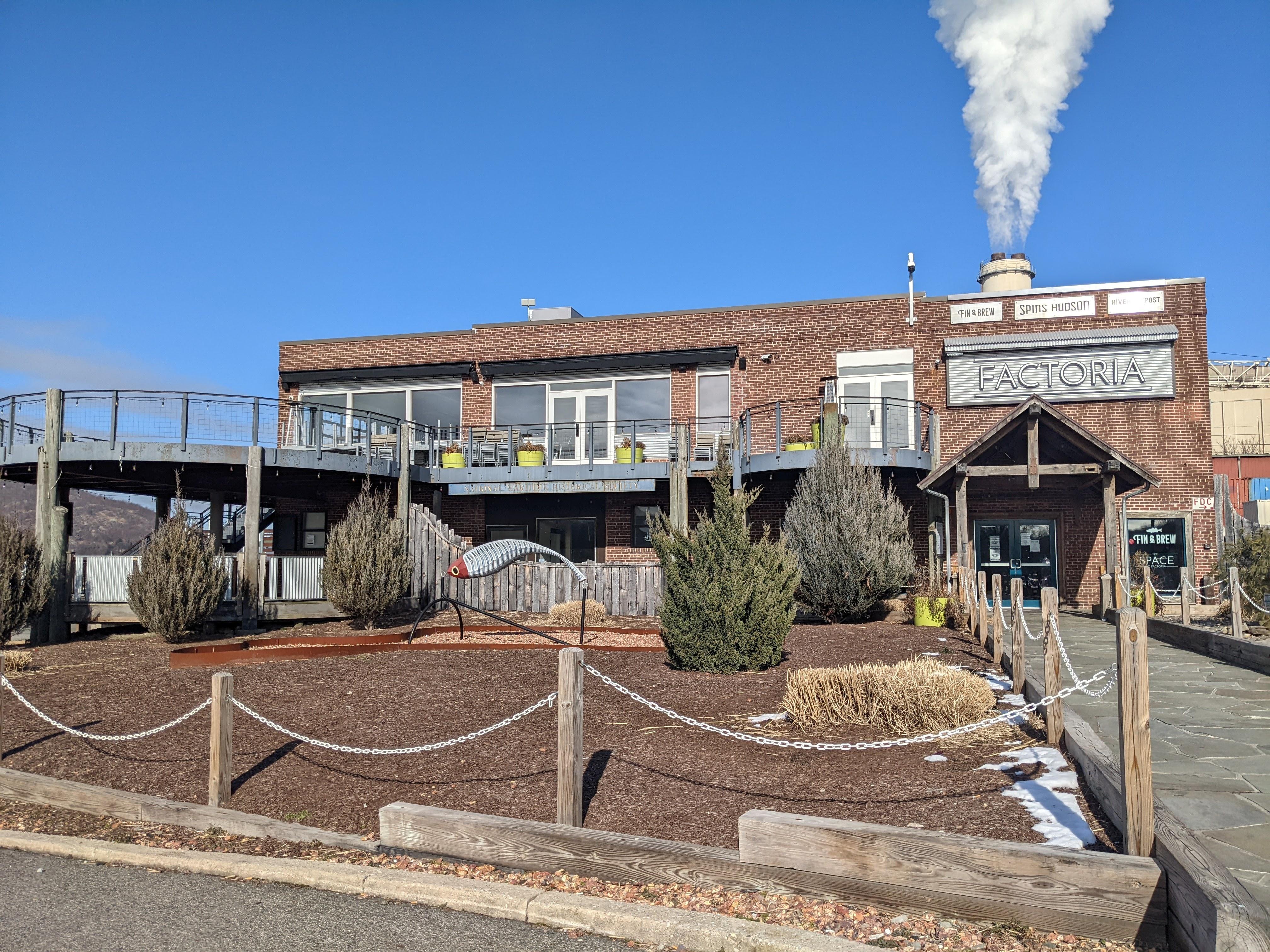 The Wedding Website of Ellyse Burnett and Michael Sherry