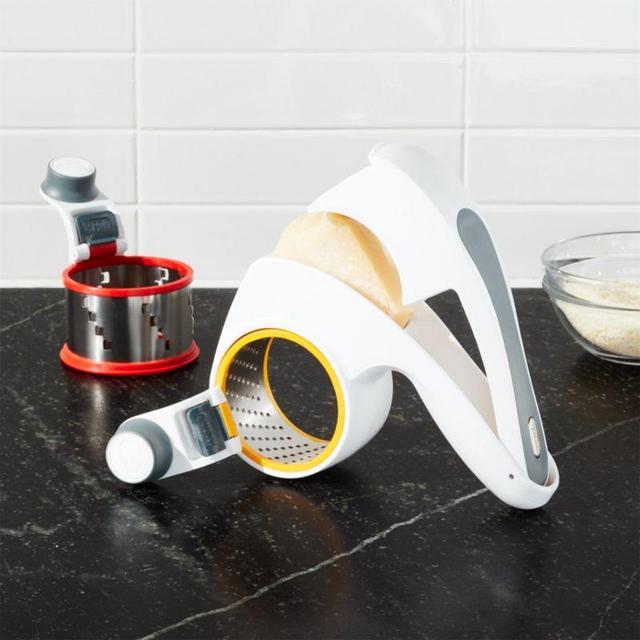 Zyliss ® Rotary Cheese Grater