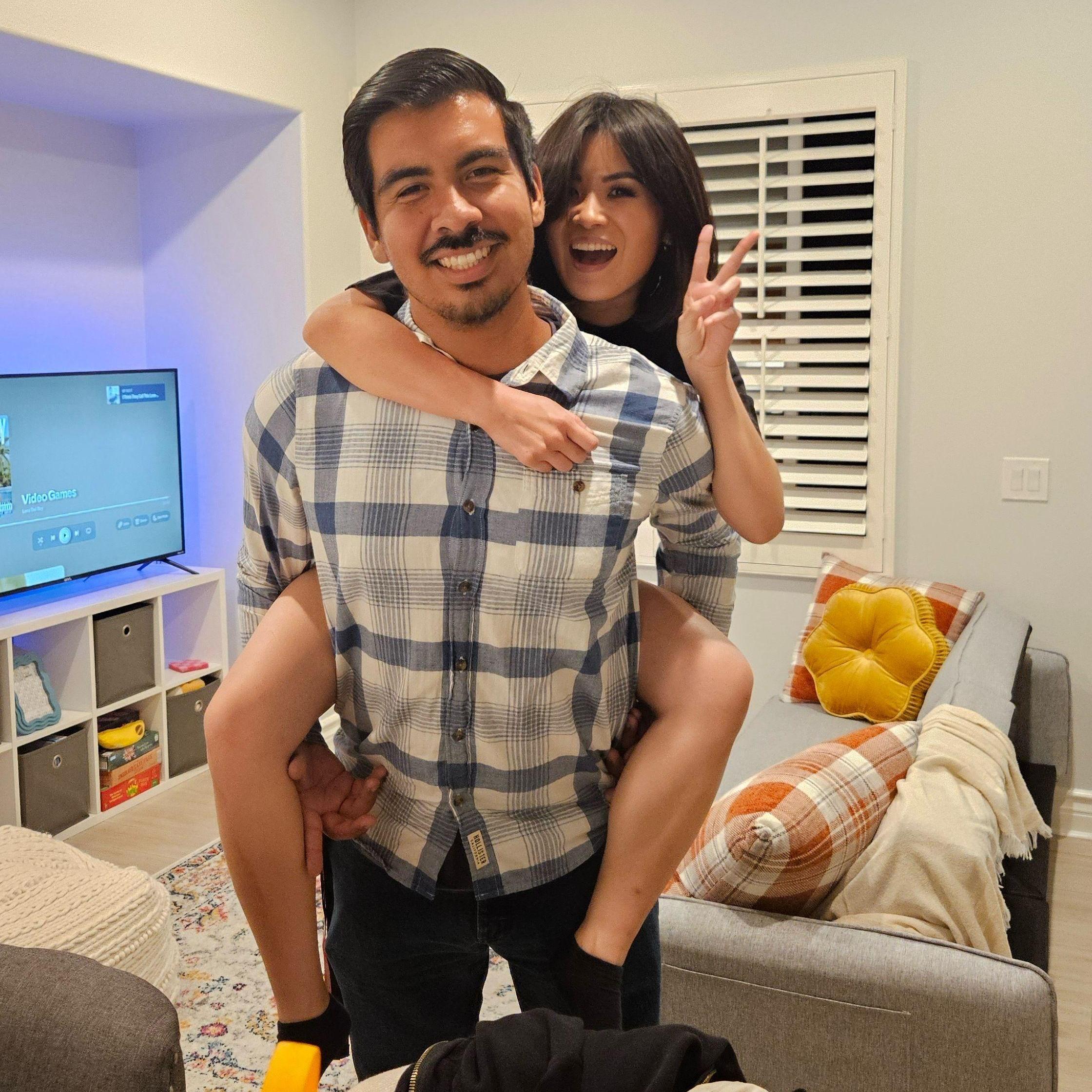 September 12, 2024: After a little over a month of dating, Steven and Liz officially become boyfriend and girlfriend