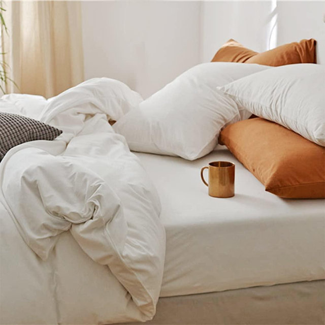 ETDIFFE White King Size Comforter, 3 Piece Aesthetic Modern Bedding Set - Soft & Lightweight All Season Microfiber Down Alternative Bed Comforter with 2 Pillow Shams for Women Men