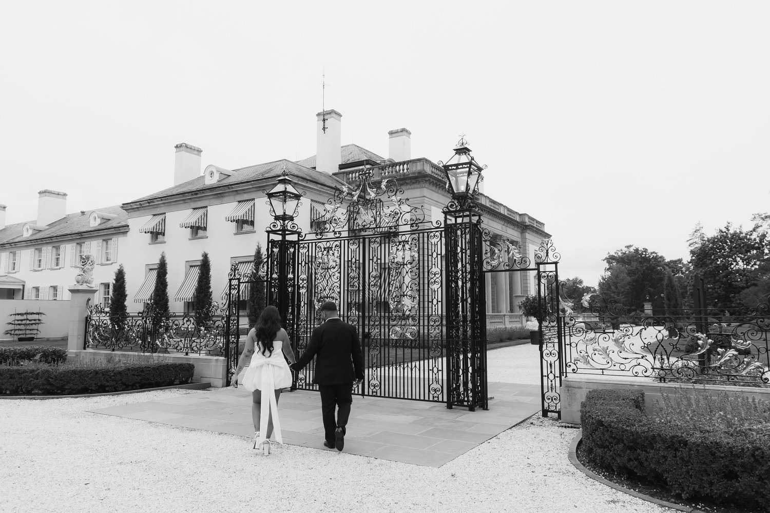 The Wedding Website of Delia Perez and Christian Dominguez