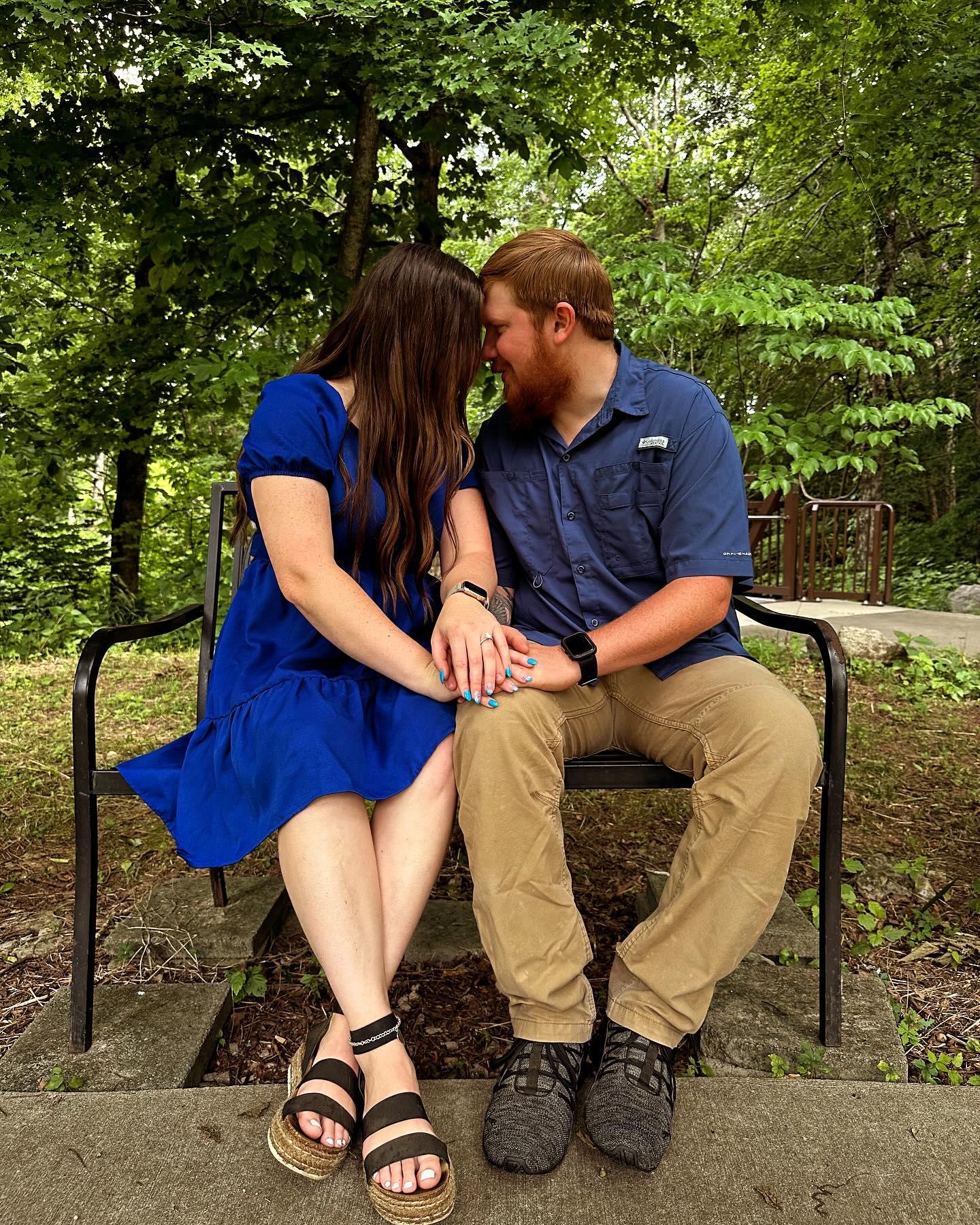 The Wedding Website of Amanda Little and Andrew Ahlgrim