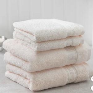 Charisma 100% Hygrocotton Towel Sets - Set of 2 Ivory Hand Towel and Wash Cloths