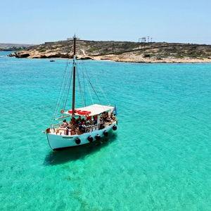 Boat day in Paros