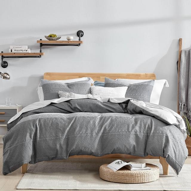 7pc King Colorblock Medallion Bed in a Bag Comforter Set Gray - Loft Style