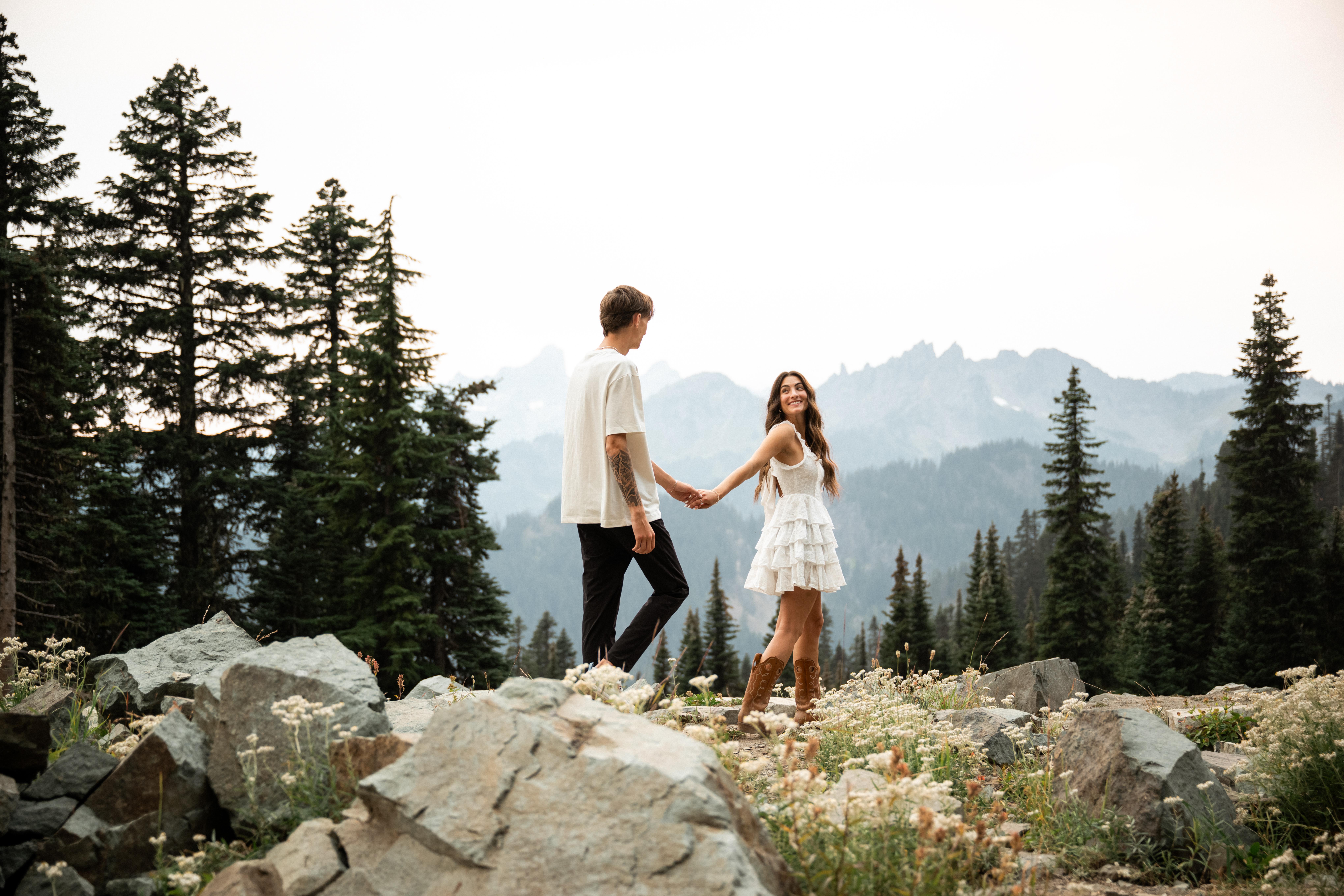 The Wedding Website of Bella Parque and Eli Thorsteinson