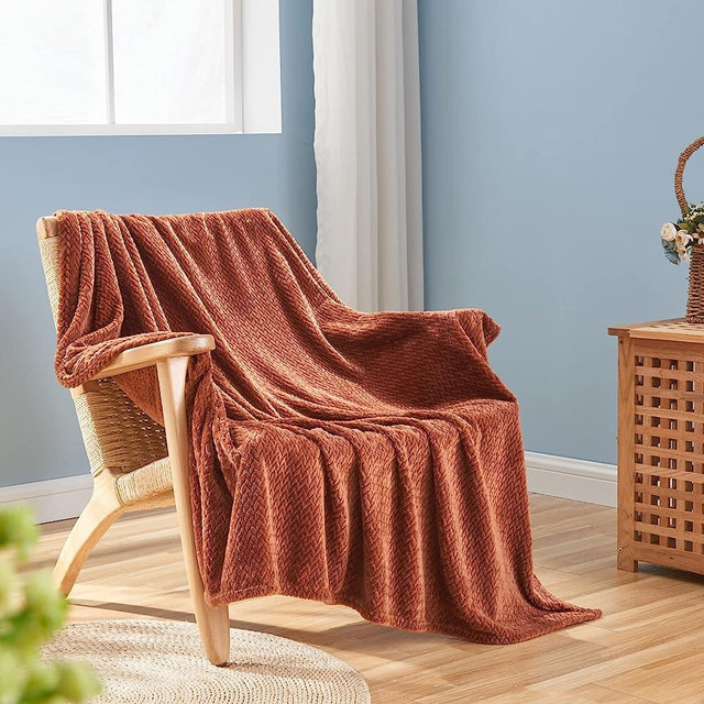 NEWCOSPLAY Super Soft Throw Blanket Coffee Premium Silky Flannel Fleece Leaves Pattern Lightweight Bed Blanket All Season Use (Coffee, Throw(50"x60"))