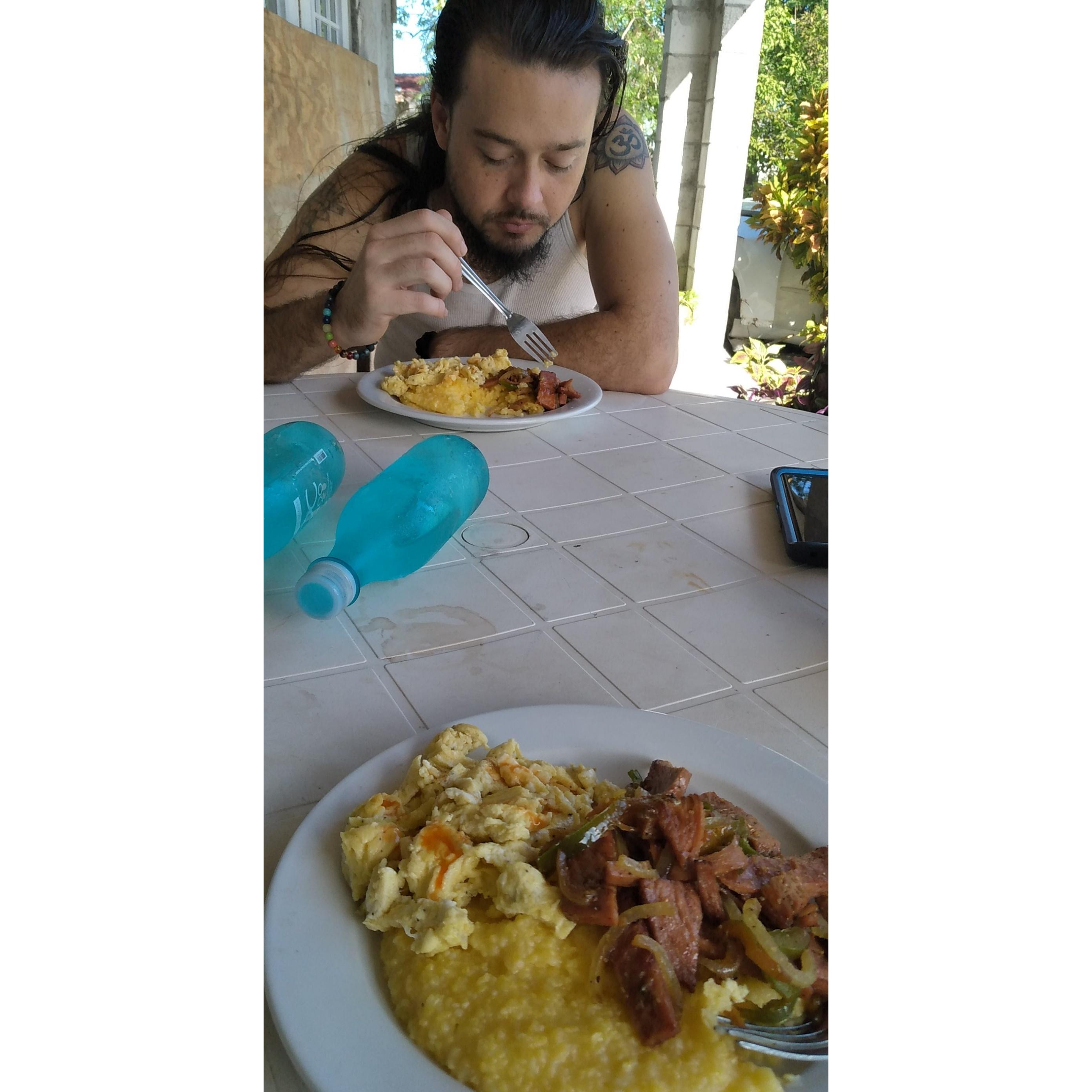 Outdoor breakfast