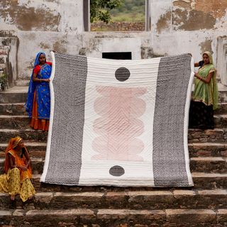 Plentiful 3-Piece Quilt Set