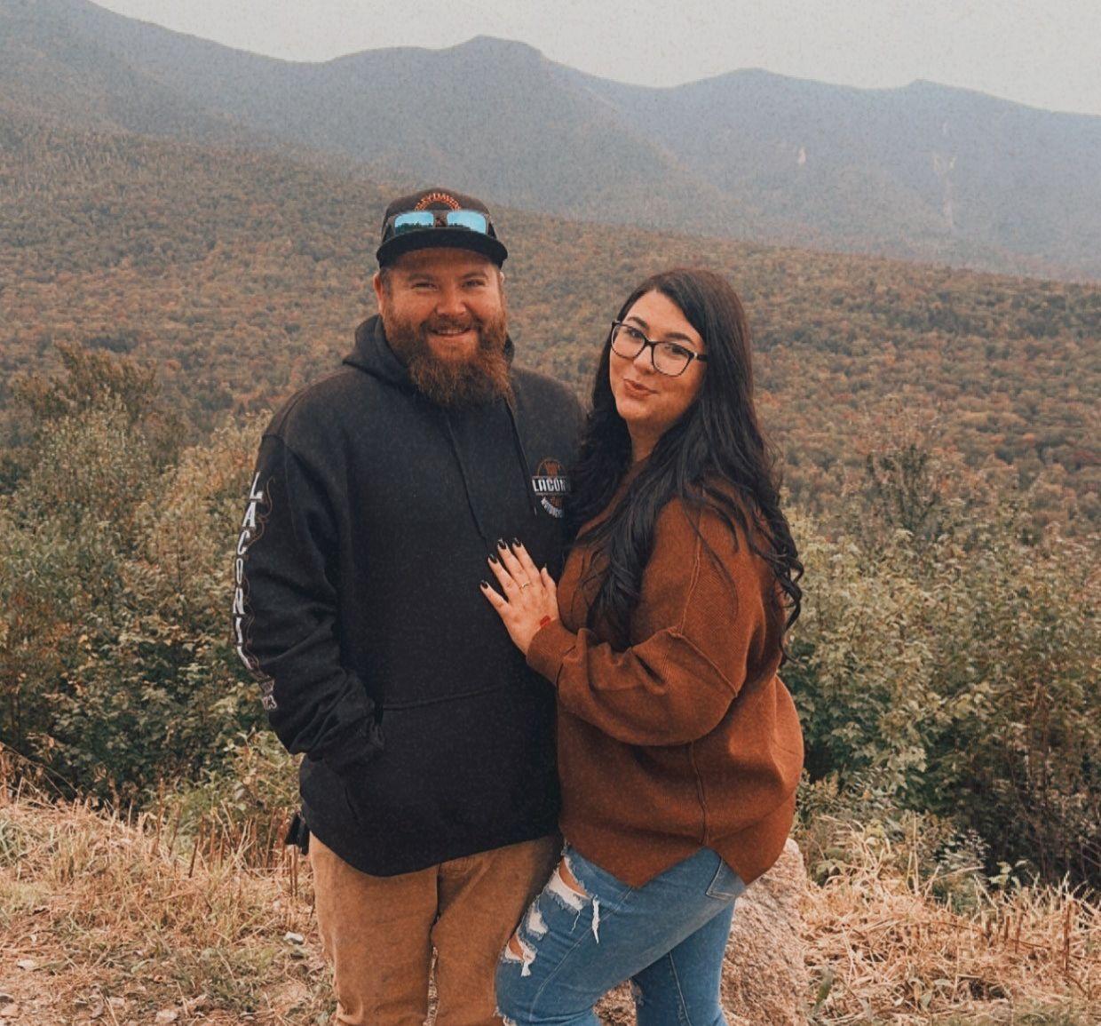 The Wedding Website of Danyell Bellows and Tyler Nowosadko