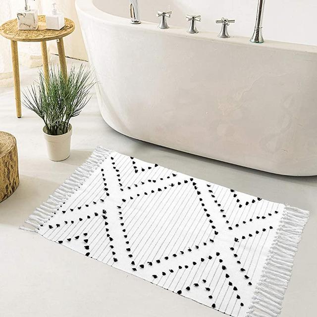 HAOCOO Boho Bathroom Rug 2’ X 3’ , Cotton Woven Washable Small Area Rugs with Tassels,Black and White Kitchen Rug Moroccan Tribal Throw Carpet Bath Mat Front Door for Living Room Kitchen Bedroom