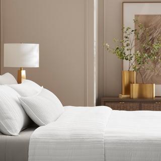 Signature 3-Piece Quilt Set