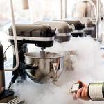 Ices Plain & Fancy 液氮冰激凌店