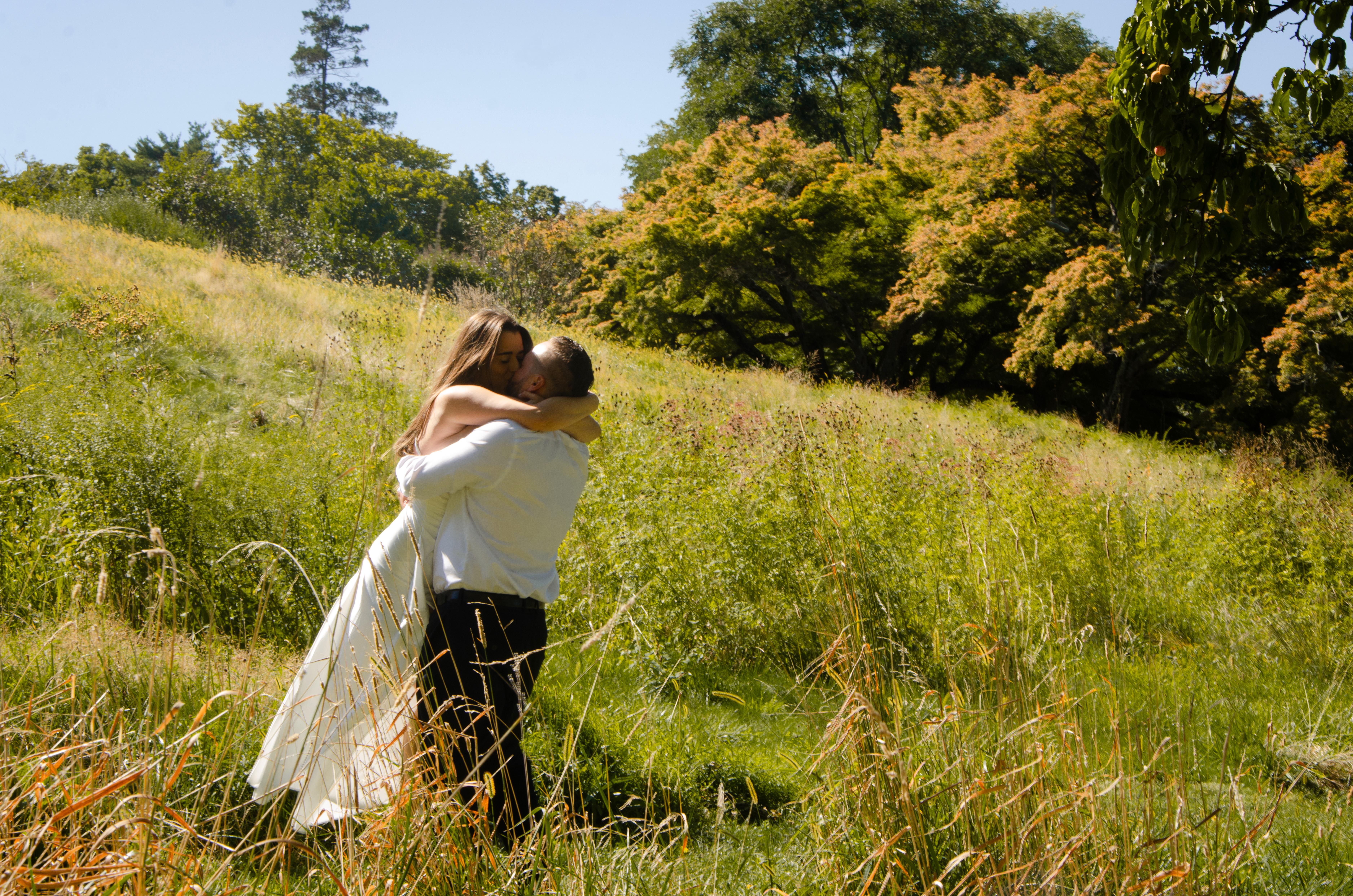 The Wedding Website of Cristine Guvercin and Jonathan Gaviria