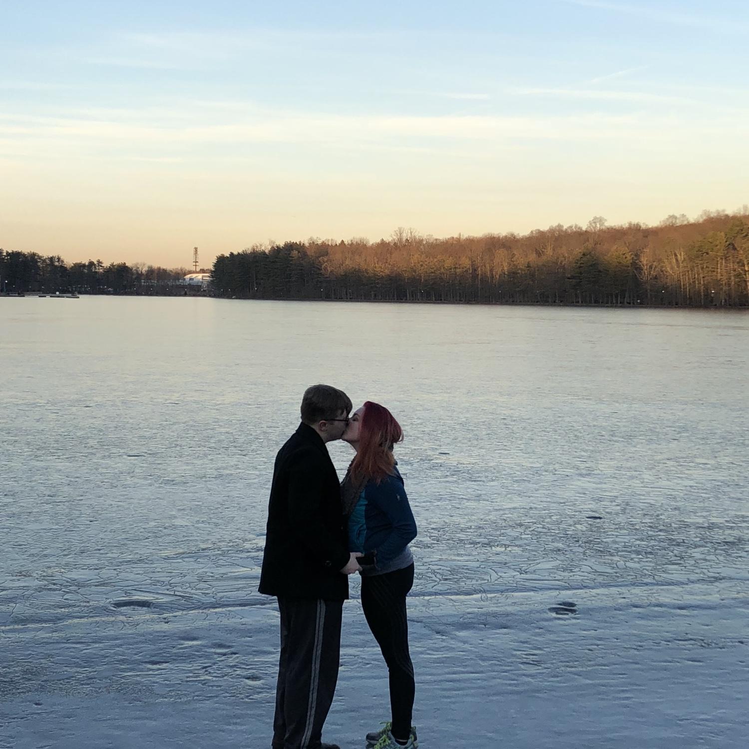 Frozen kiss in Jersey.