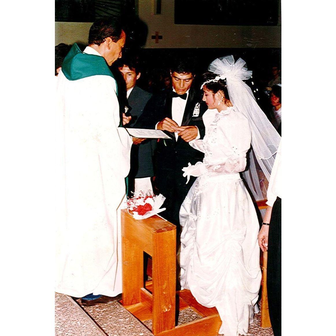 Serie Familias y Otras bodas "Matrimonio Pablo y Edith"