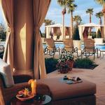 Adult pool / Cabanas