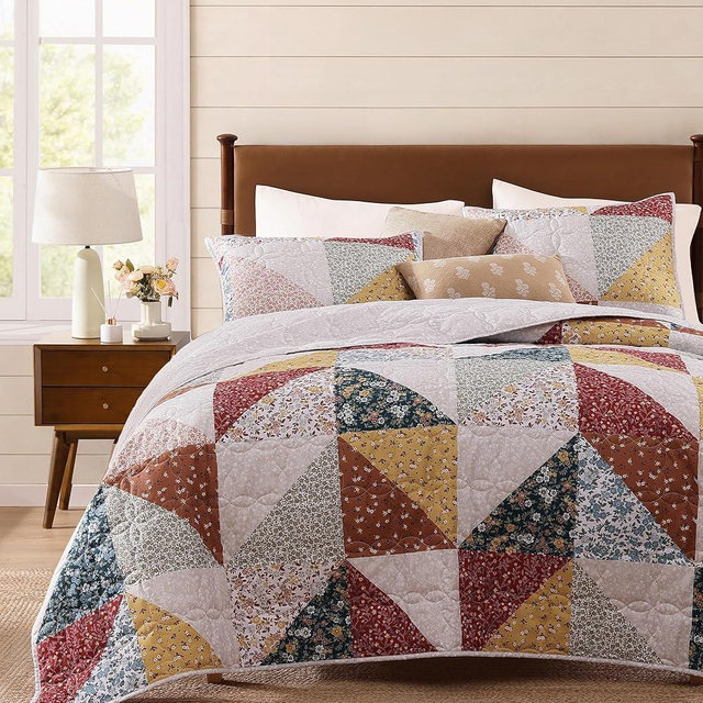 BLOOMHAVEN Quilt Set King Size, Patchwork Burnt Orange Floral Quilt Sets, Reversible Bedspread Lightweight and Breathable for All Seasons, Soft Quilted Bedspread with 2 Pillow Shams
