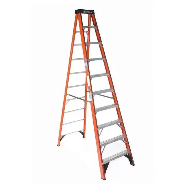 Werner 10-ft Fiberglass Step Ladder