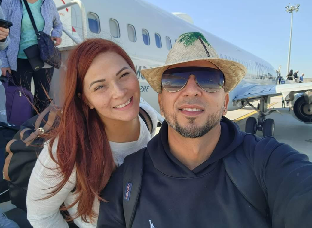 9863a5a4-b981-4c77-8acf-3e198f0c0d13