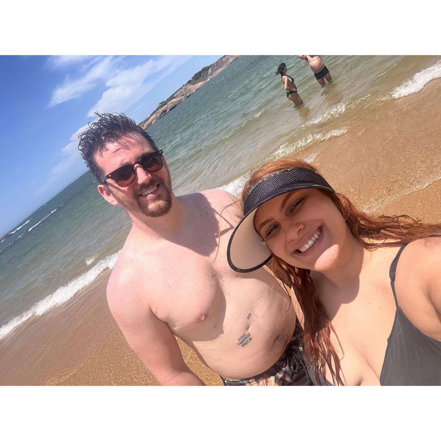 11.29.24 Before saying bye to the paradise, they went to the beach one more time!