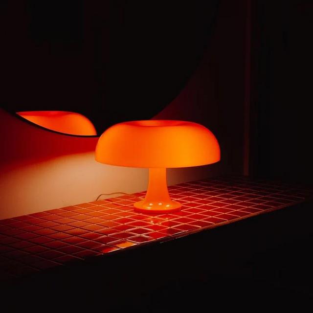 'The Nesso' Replica Lamp