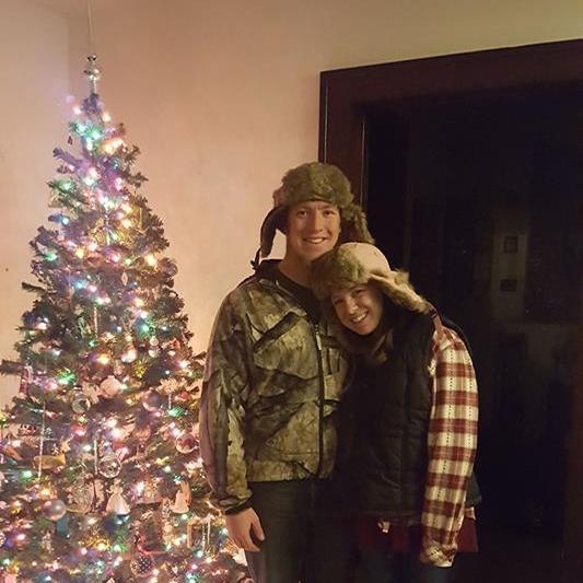 The couple that bushkas together, Stays together!