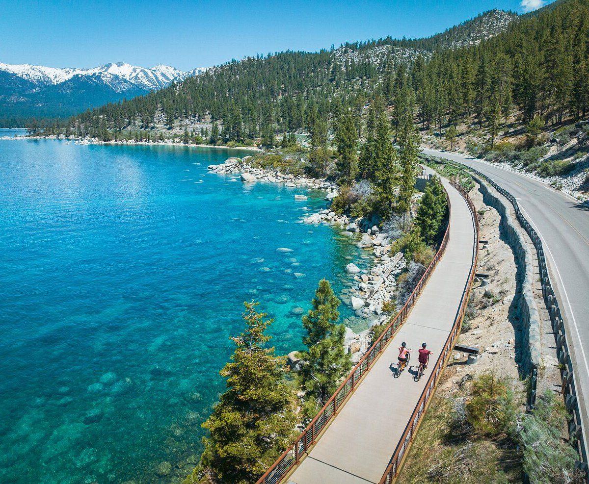 The Wedding Website of Amanda Marsh and Grant Petrie