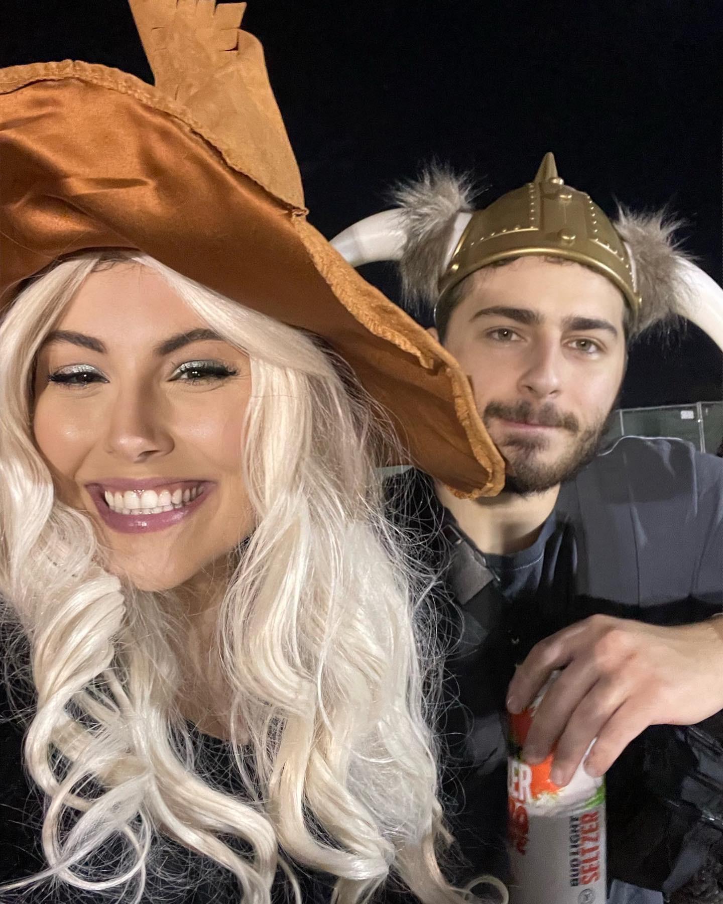 The Wedding Website of M I K A Y L A and N I C O L A S