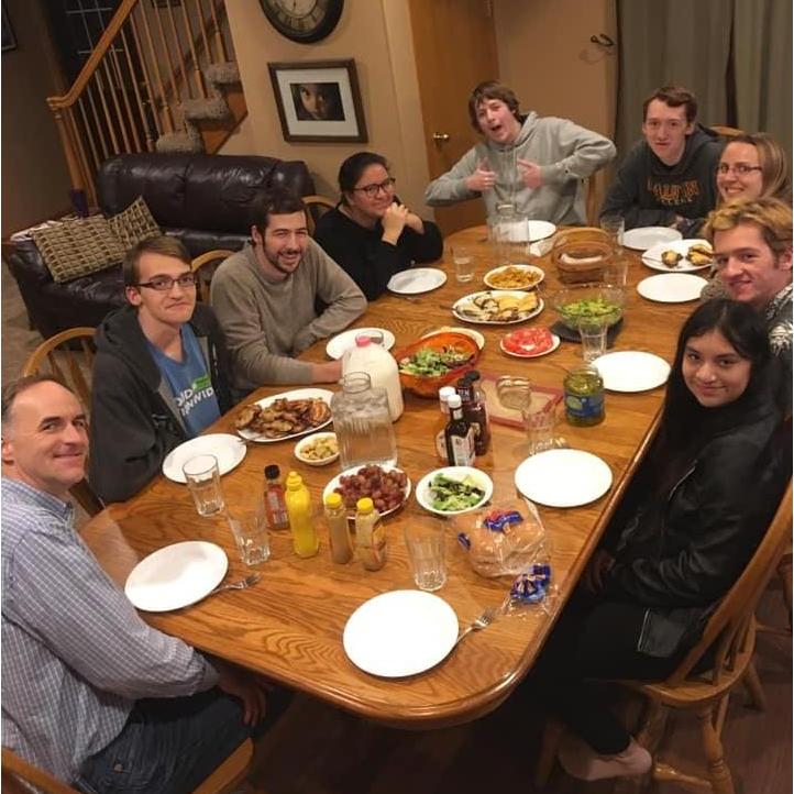 Janice meets Sam's family over Thanksgiving