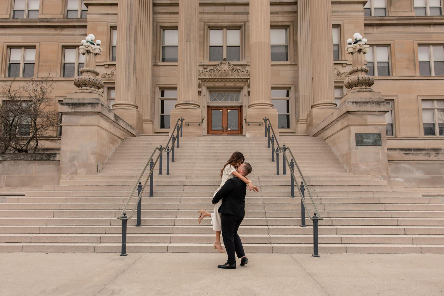 The Wedding Website of Lesley James and Blake Dodd