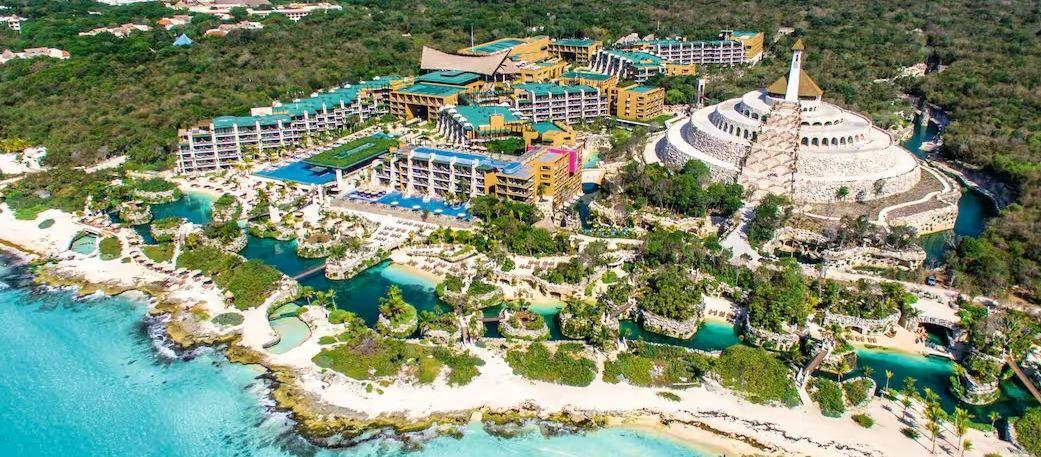 The Wedding Website of John Zawilla and Kasia Serafin