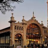 Muralla Romana y Mercado Central