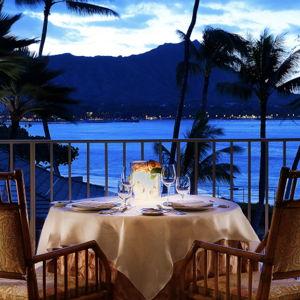 Honeymoon Dinner in Hawaii