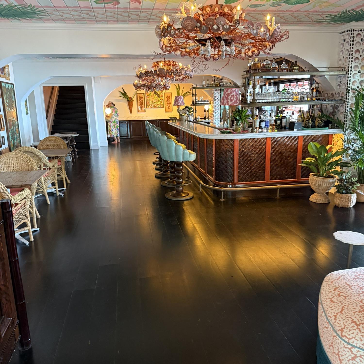 Coral Sands Mermaid Bar