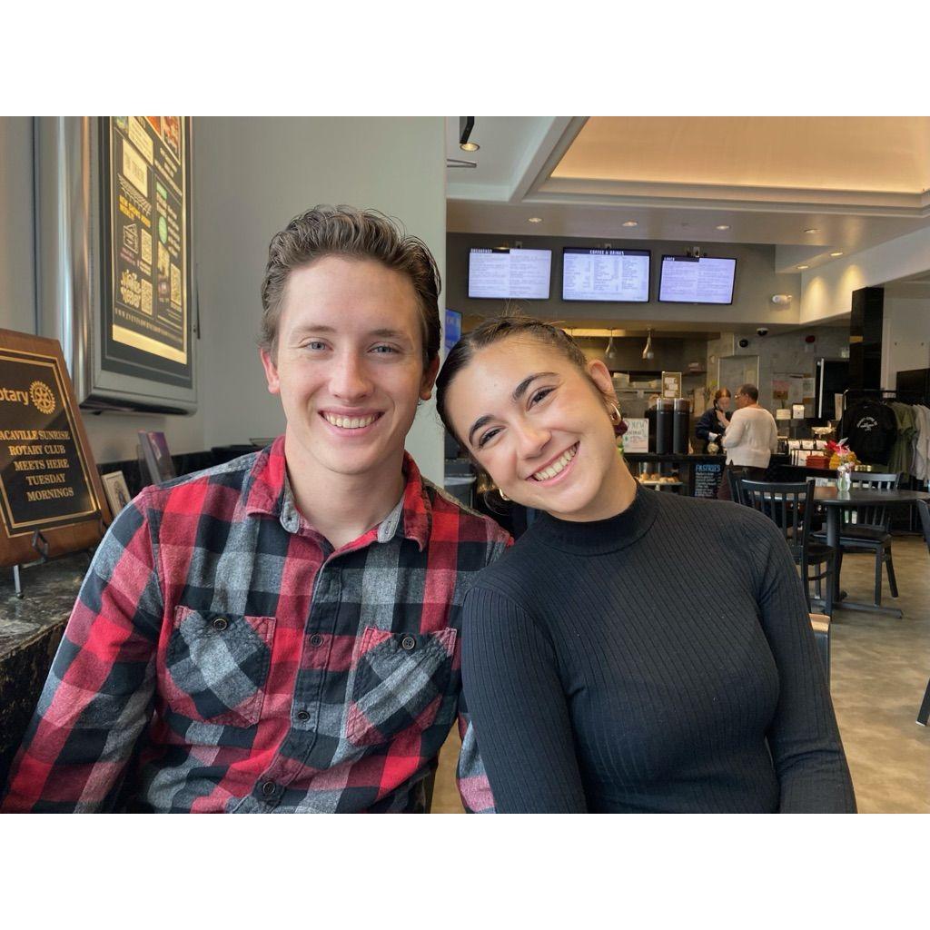 A fun brunch in Vacaville! We love spending time in our hometowns with family.