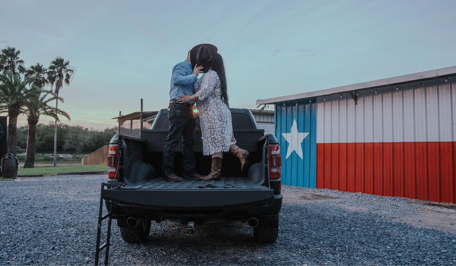 The Wedding Website of Lizette Vallejo and Sergio Lugo