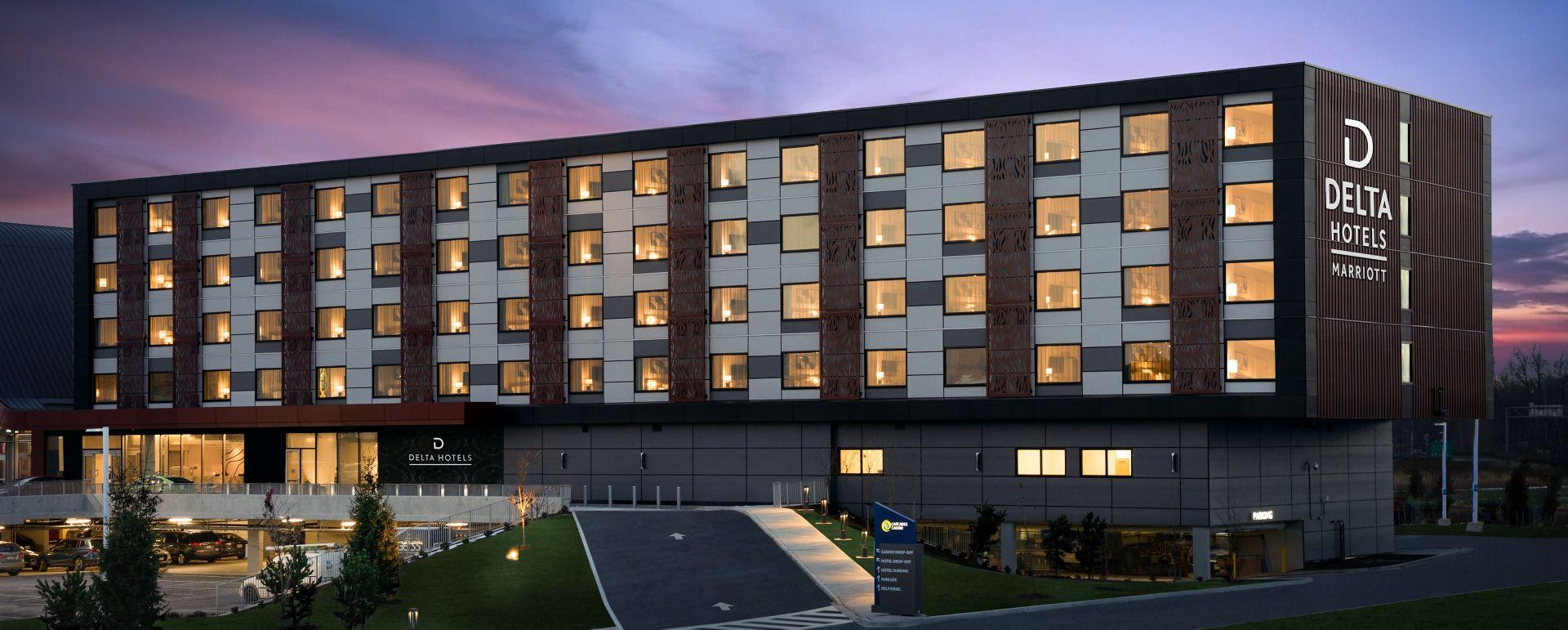 The Wedding Website of Nina Nava and Ryan Shaw