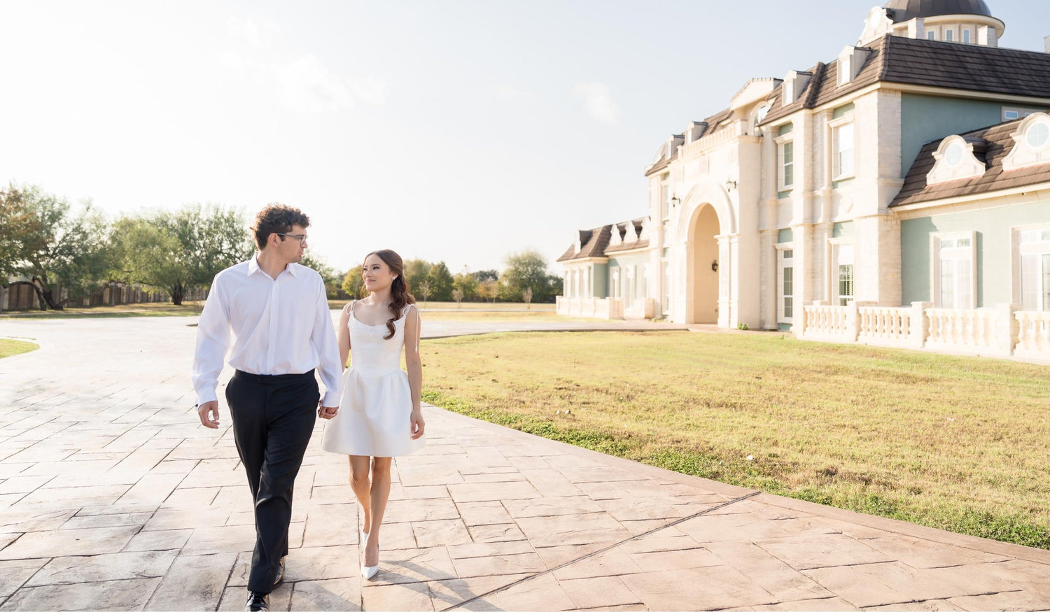 The Wedding Website of Alejandra Elizama and Julian Mora