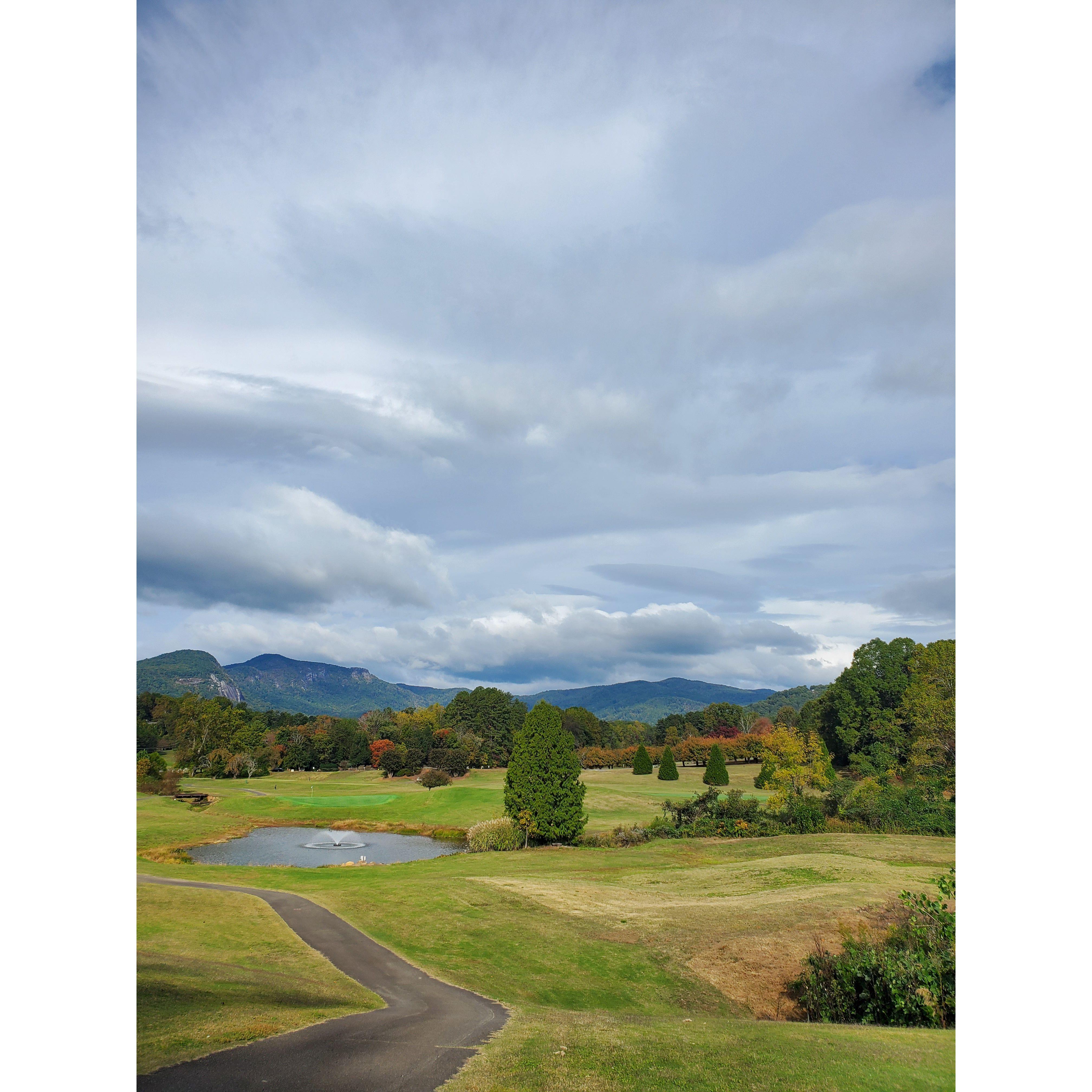 Apple Valley Golf course serving up views.