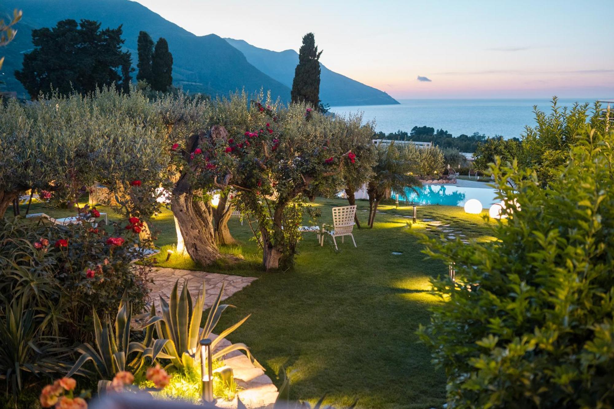 The Wedding Website of Tina Pogorzelski and Brooks Sproul