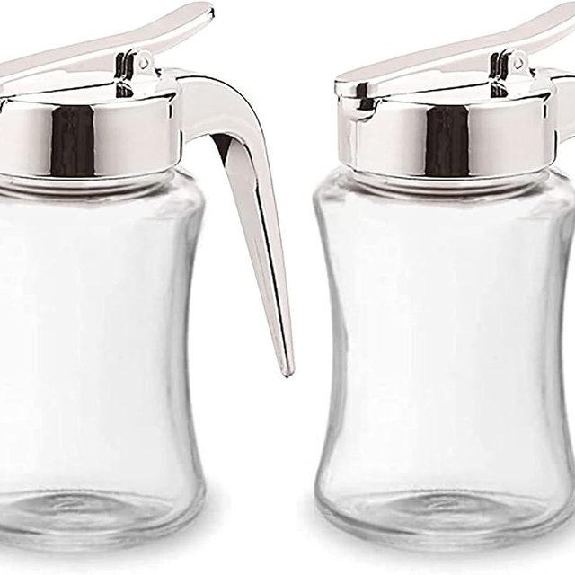 J&M DESIGN 2-Pack Glass Syrup Dispenser Bottle for Maple Syrup, Honey Pot or Sugar Jar W/Handle Shaker For Pancakes, Coffee, Cereal Bowl, Tea Pour Spout Lid Easy Spoon Measure 7.5oz Container Holder