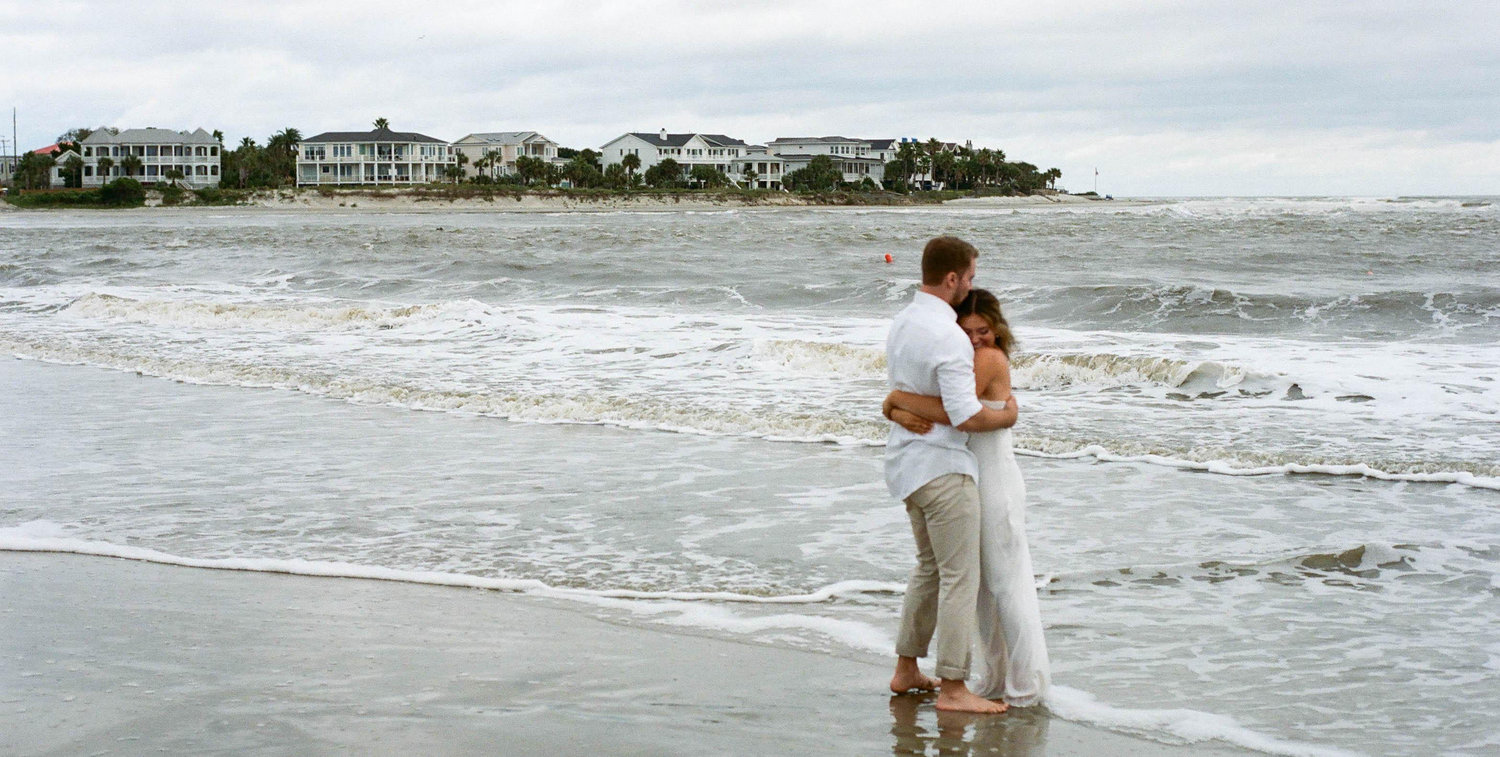 The Wedding Website of Rosey Ozimkowski and Cameron Davis