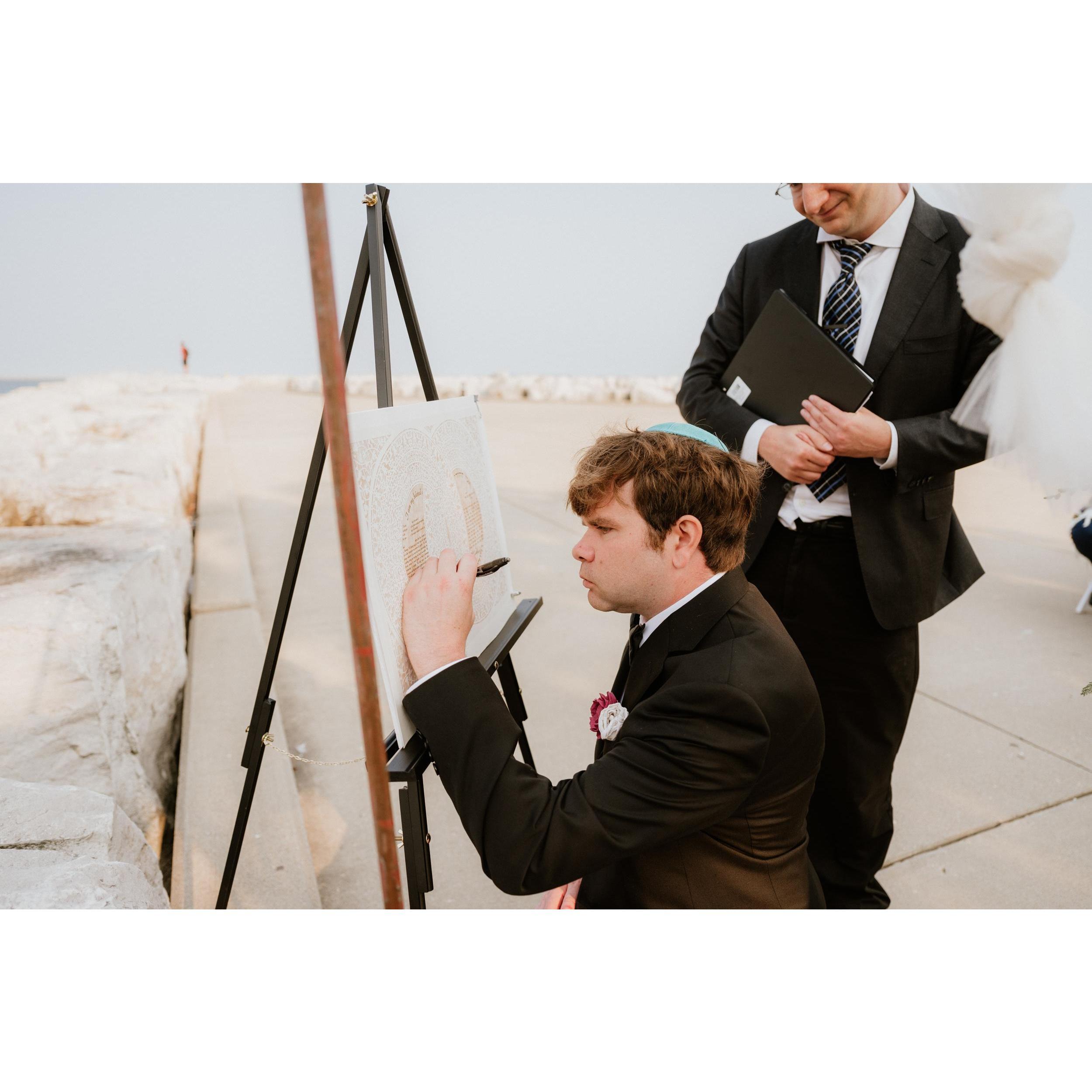 Signing the Ketubah
Ceremony, Lake Michigan, Milwaukee, WI