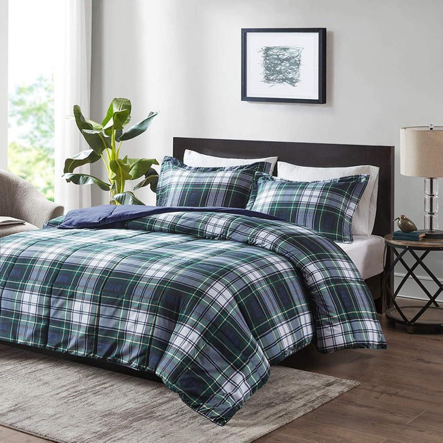 Madison Park Essentials Parkston Plaid Comforter, Matching Sham, 3M Scotchguard Stain Release Cover, Hypoallergenic All Season Bedding-Set, Twin/TwinXL, Navy, 2 Piece