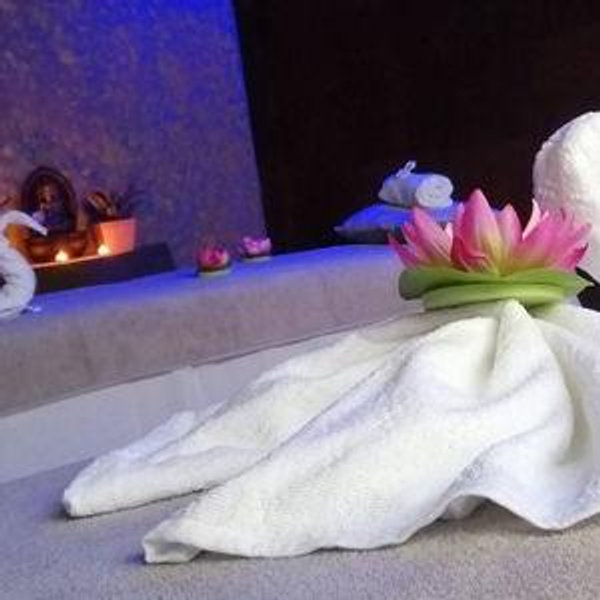 Experiência de massagem privada para casais
