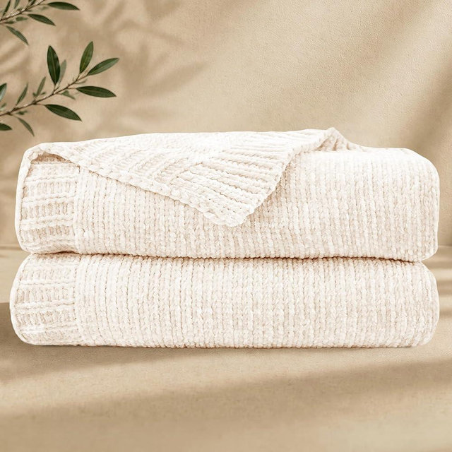 blunique Chenille Throw Blanket for Couch, Cozy Soft Blanket Lightweight Decorative Throw for Living Room Sofa Chair, Stylish Home Decor, Ideal for Gifting, Ivory 50"x60"