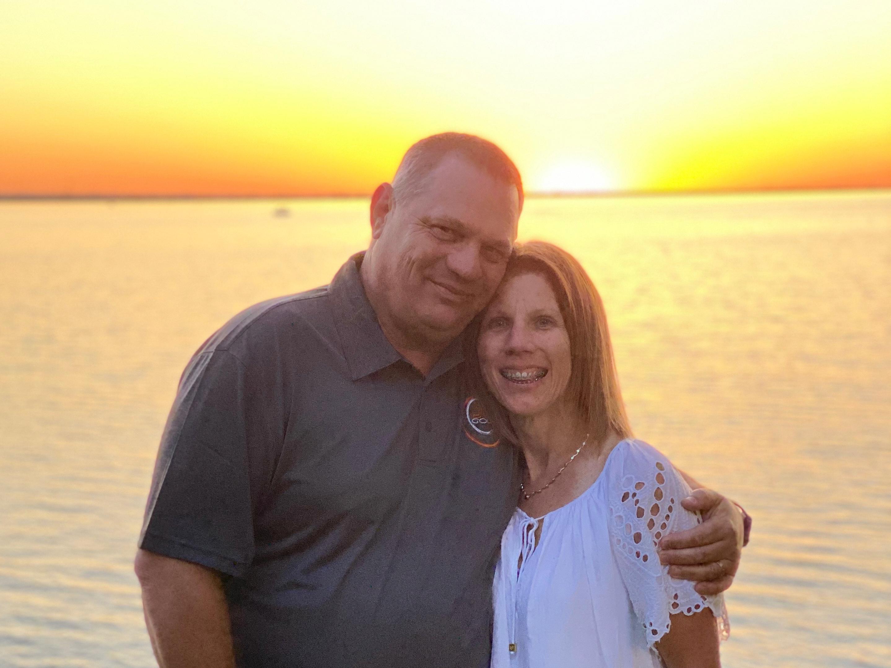 The Wedding Website of Lori Hughey and Charles Knisley