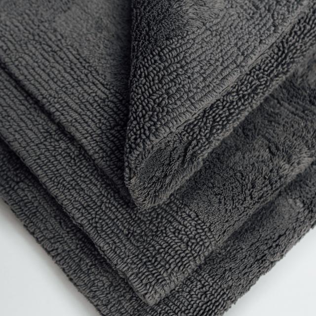 Puro Bath Rug - Graphite 24 x 40